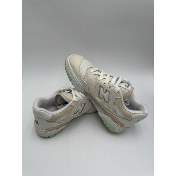 New Balance 550 Women's USED Casual Shoe Beige US Size 6 Medium (BBW550FB) - Picture 8 of 11